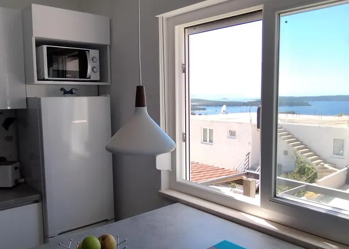 Lantana Hvar *